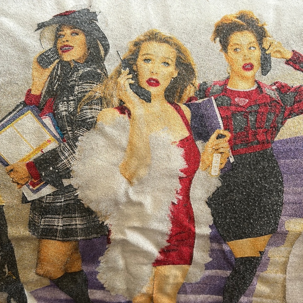XL Distressed clueless graphic tee